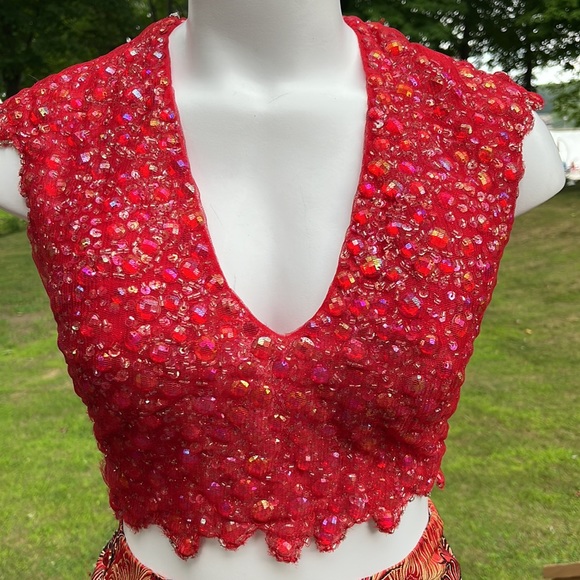 Gorgeous Tiffany 2-piece gemmed gown 6 - Picture 2 of 16